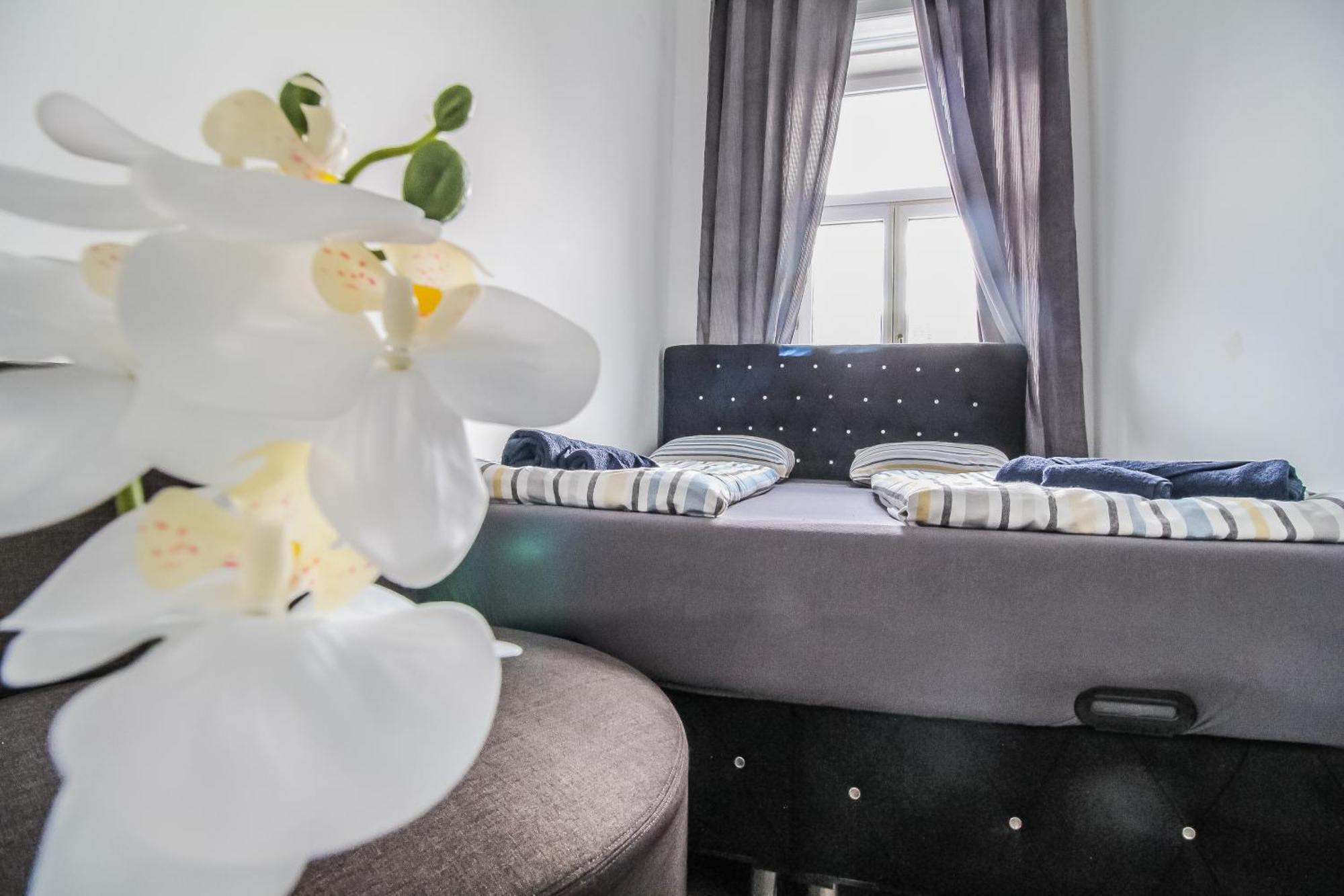 Comfortable Accommodations In The Alterlaa Area Lv5 เวียนนา ภายนอก รูปภาพ